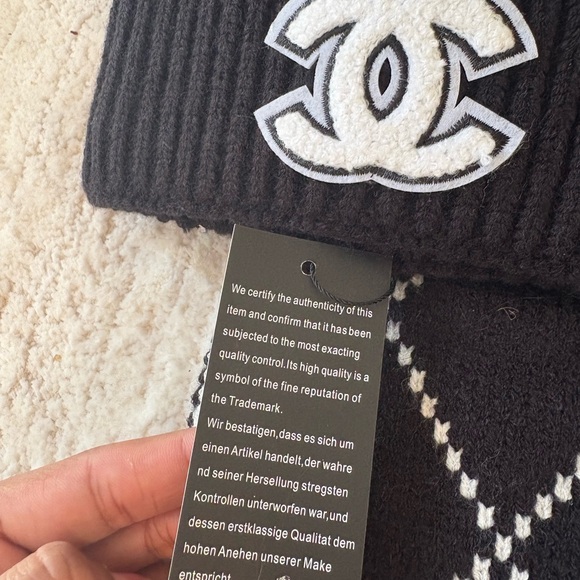 CHANEL Black and White Logo Beanie and Scarf Set - Picture 7 of 8